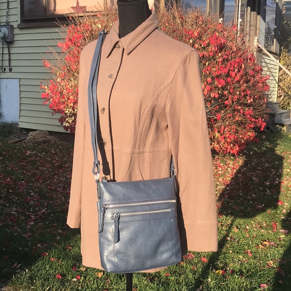 MOTO STYLE CROSSBODY BAG *NEW! *NWT *INC *MACY’S *NAVY & SILVER *BOHO *VERSATILE - Picture 9 of 17